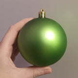 Käsinmaalattu joulupallo toiveiden mukaan